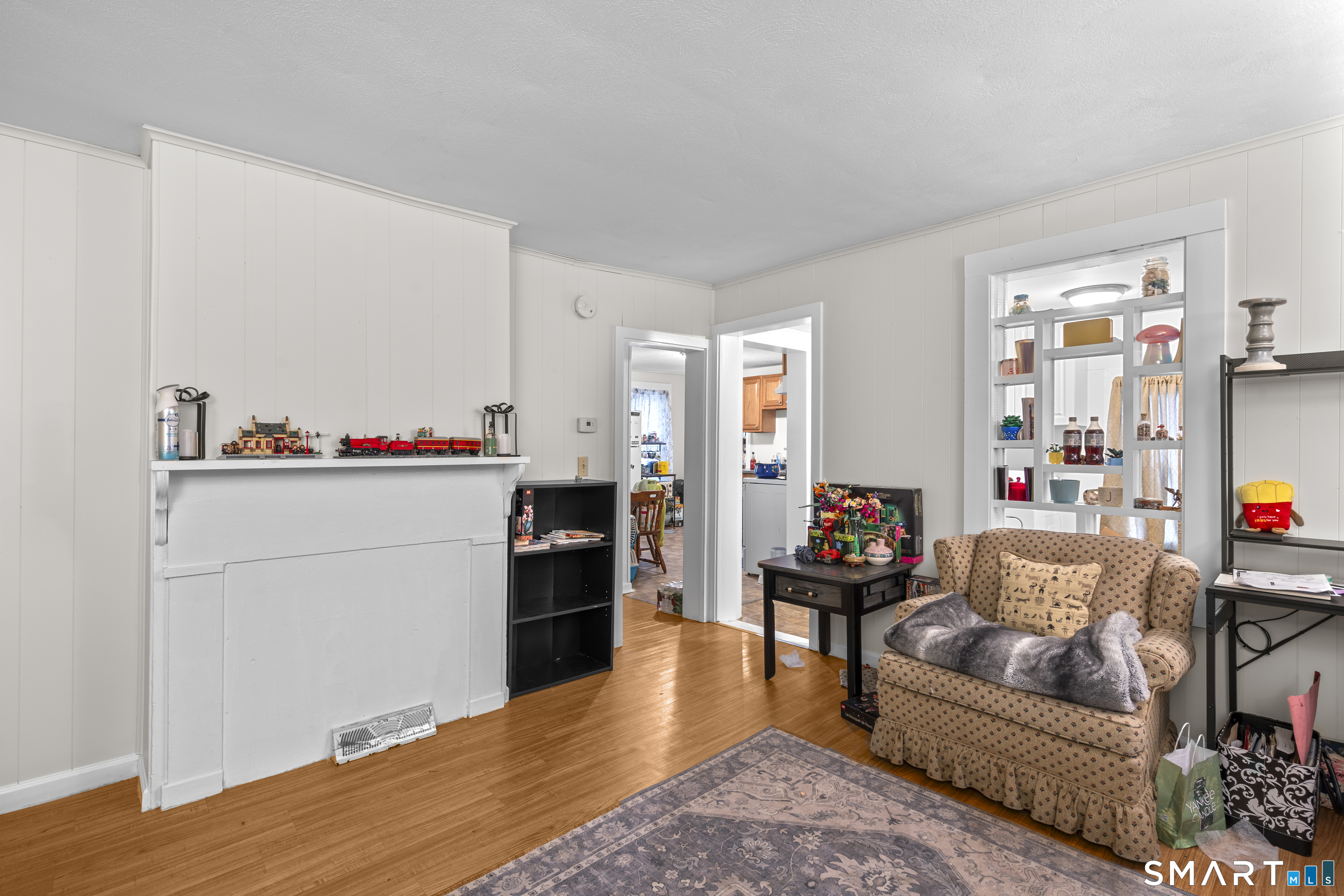 148 Pleasant Street Enfield CT 06082
