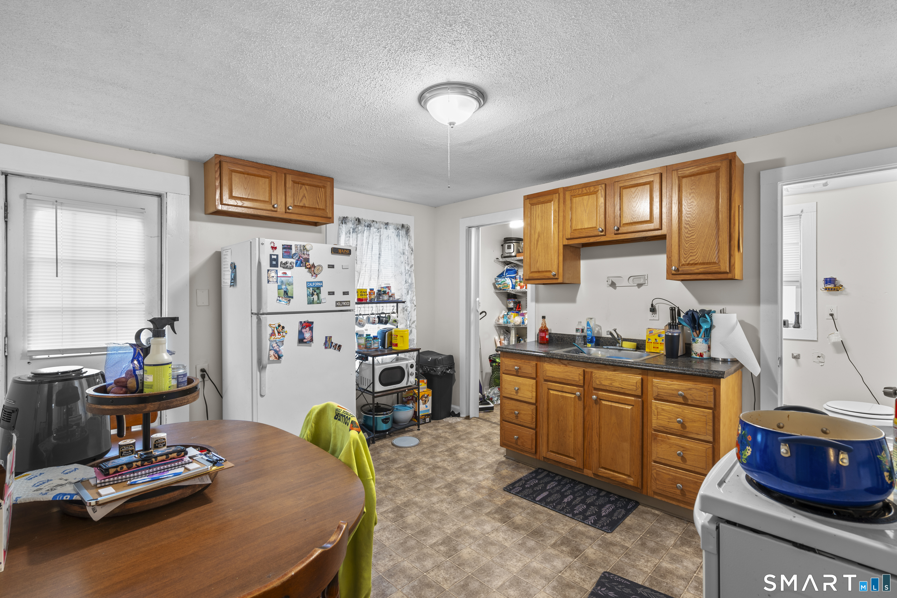 148 Pleasant Street Enfield CT 06082