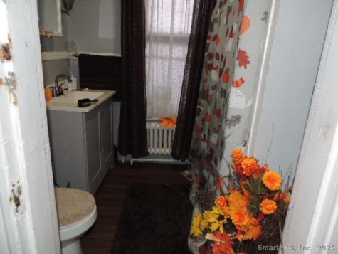 201 Colony Street Meriden CT 06451