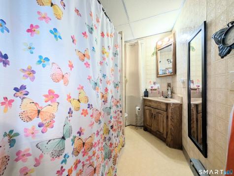 106 Edin Avenue Waterbury CT 06706