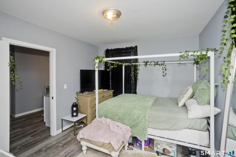 4 Columbus Avenue Enfield CT 06082