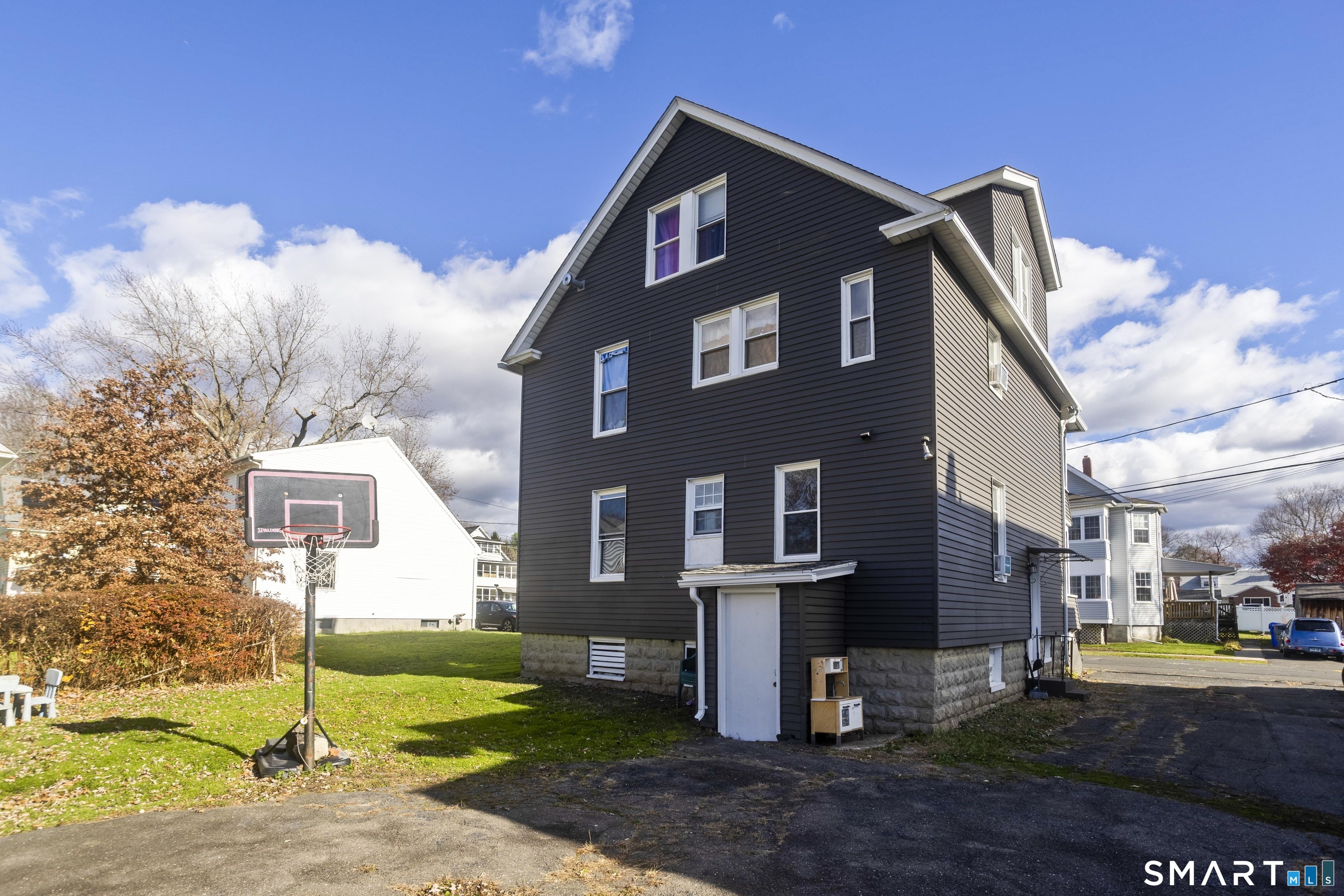 4 Columbus Avenue Enfield CT 06082