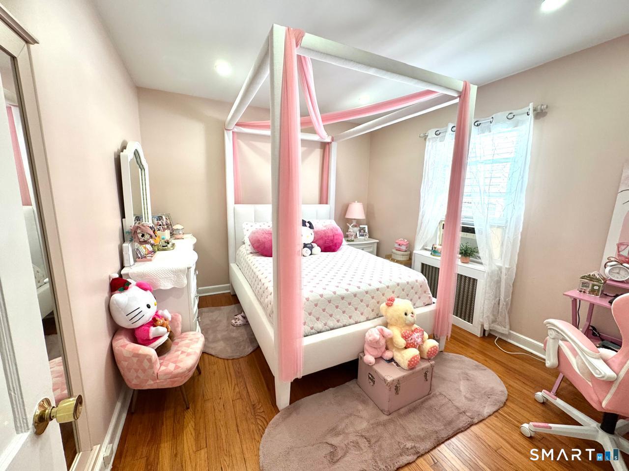 73 Rippowam Road Stamford CT 06902