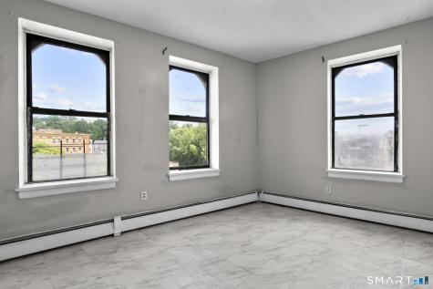493 Meadow Street Waterbury CT 06702