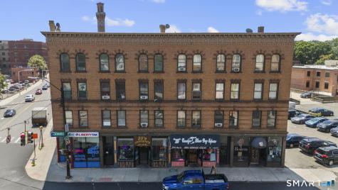 493 Meadow Street Waterbury CT 06702