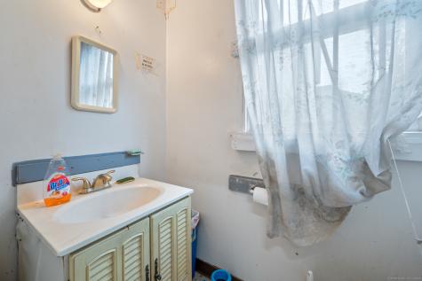 151 Highland Avenue Waterbury CT 06708