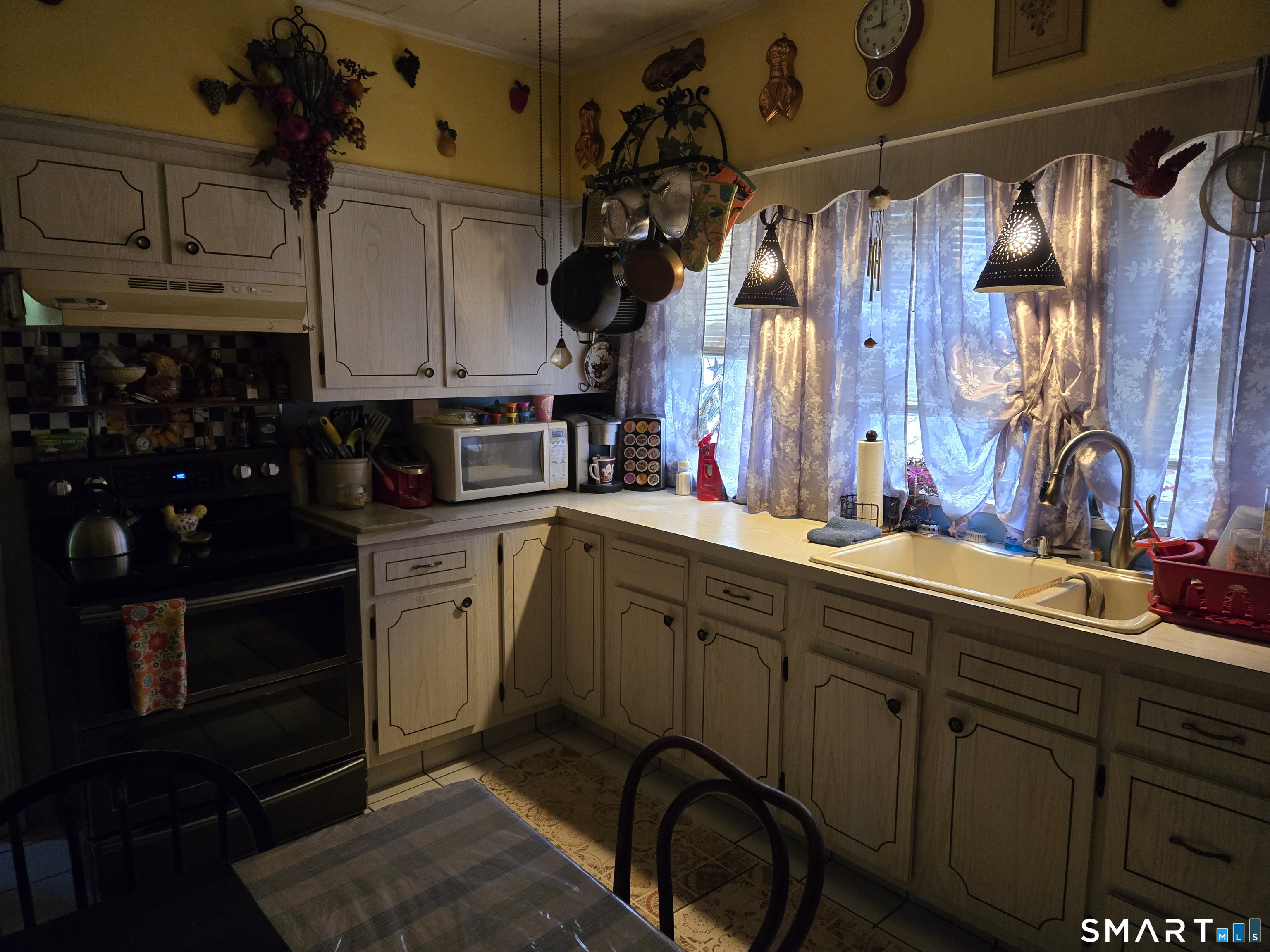 376 Farmington Avenue Waterbury CT 06710