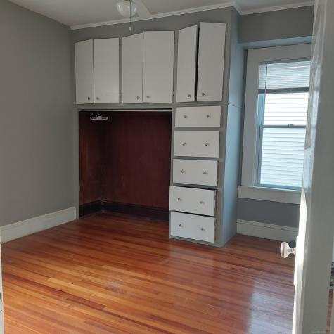 2 Faye Street New London CT 06320