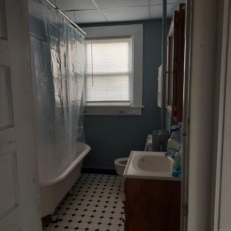 2 Faye Street New London CT 06320