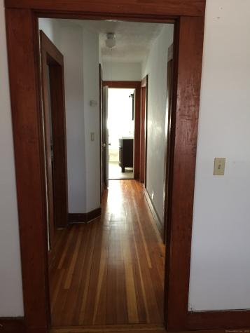 2 Faye Street New London CT 06320