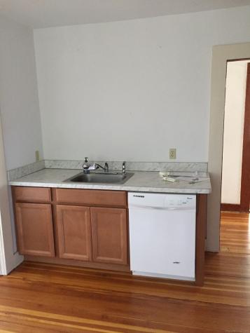 2 Faye Street New London CT 06320