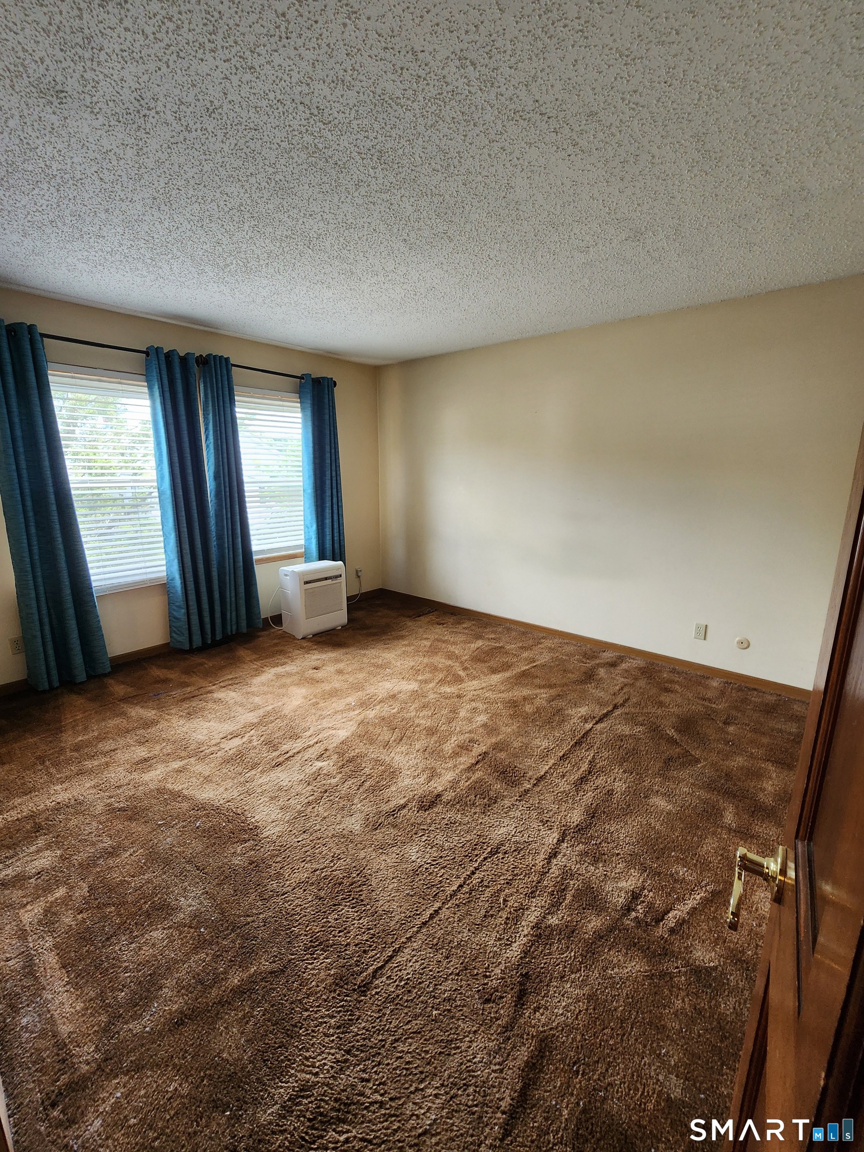 509-511 Roosevelt Drive Derby CT 06418
