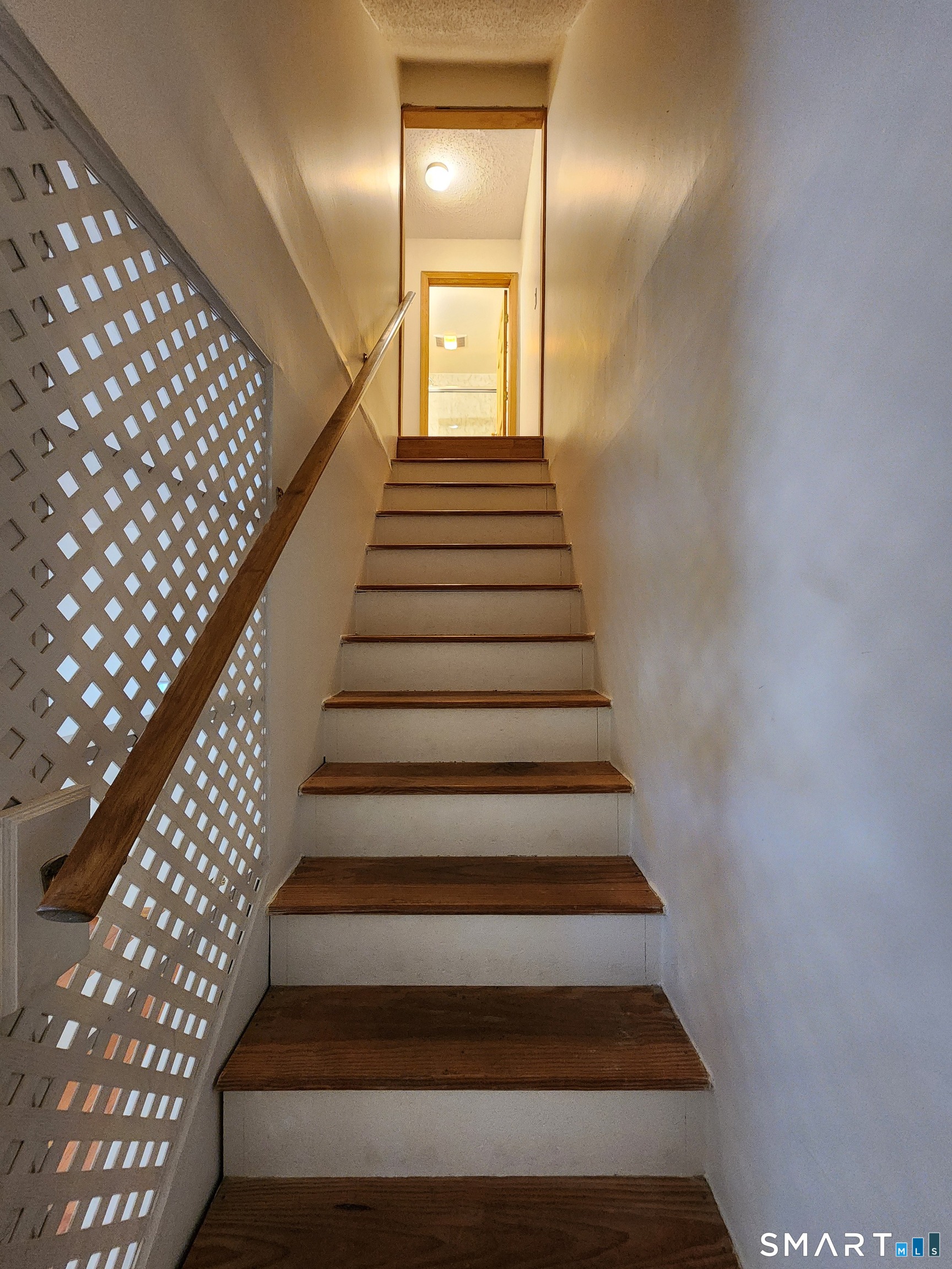 509-511 Roosevelt Drive Derby CT 06418