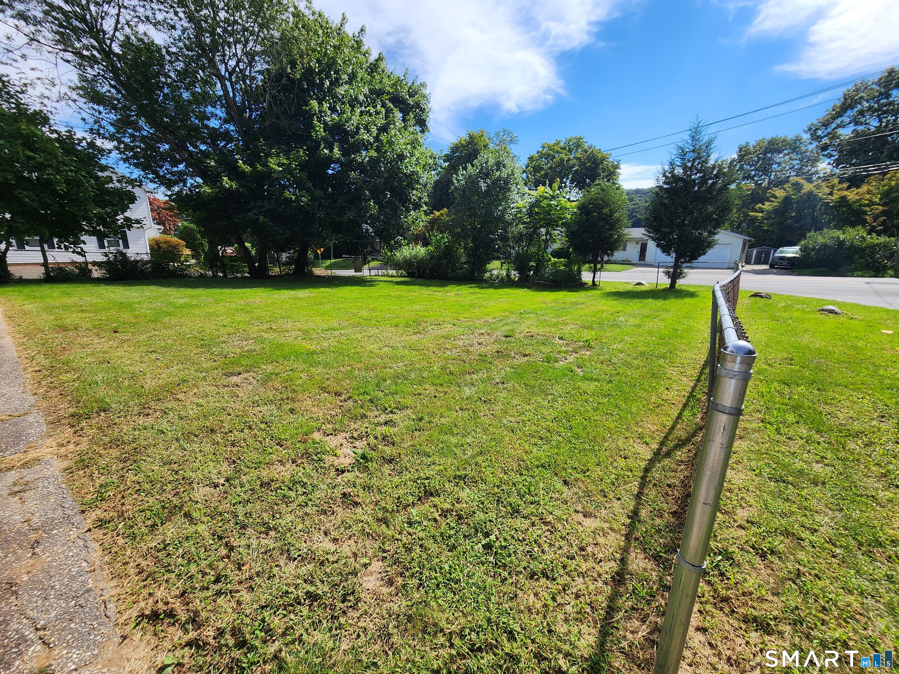 509-511 Roosevelt Drive Derby CT 06418