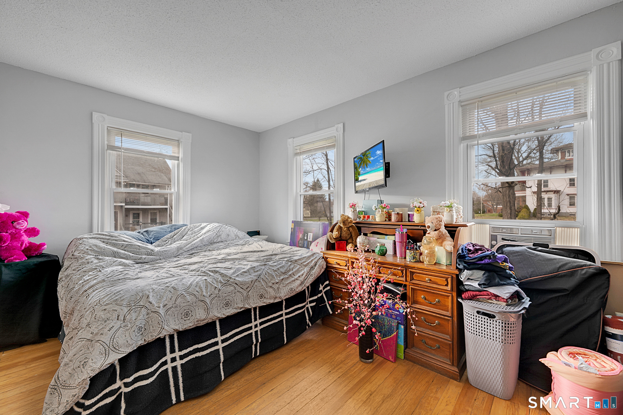 186 South Main Street Suffield CT 06078