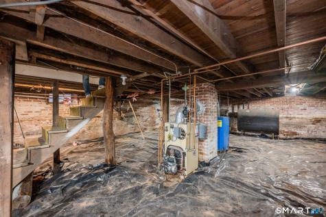 186 South Main Street Suffield CT 06078