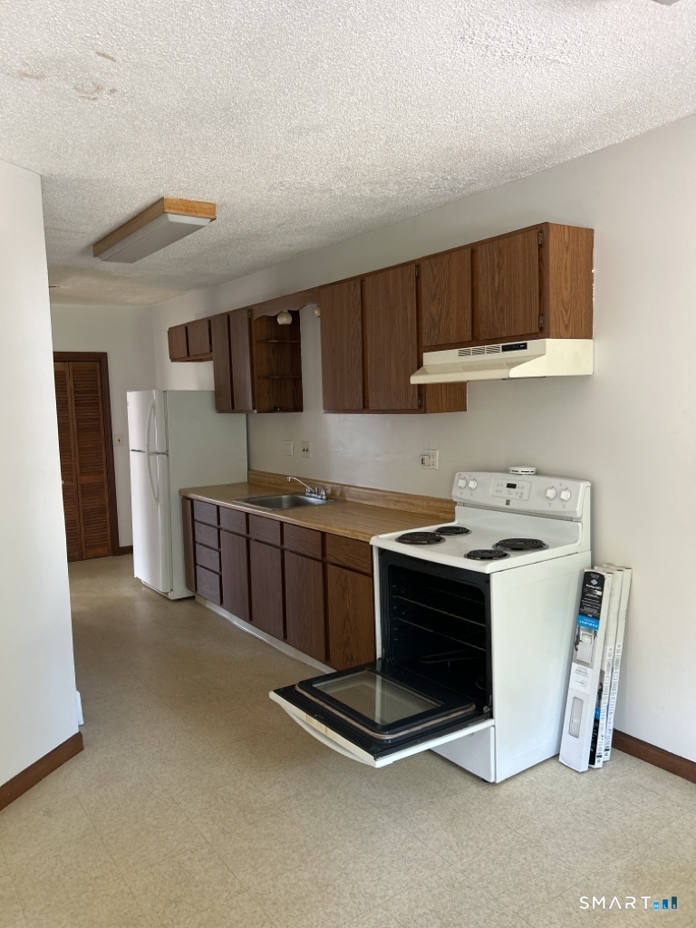 27 Soule Street Griswold CT 06351