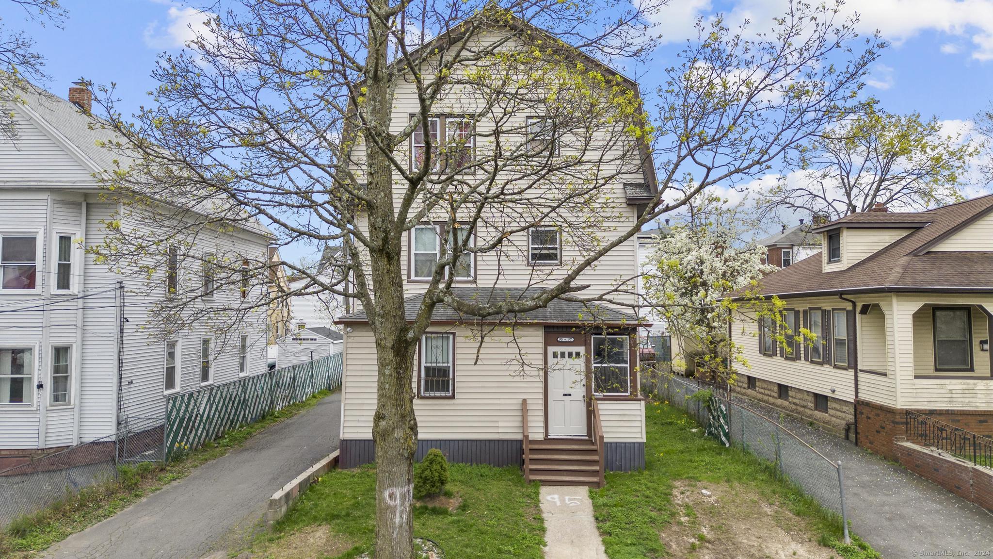 95-97 Brown Street Hartford CT 06114