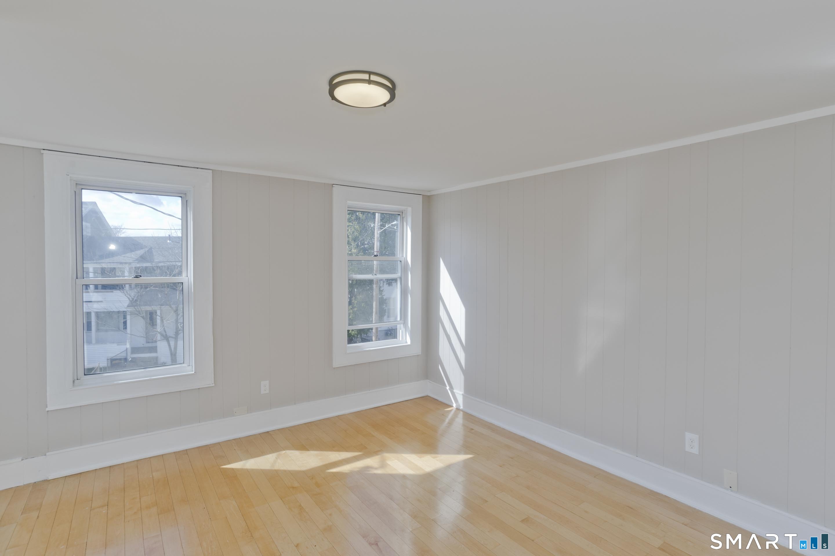 13 Hampden Street Westfield MA 01085