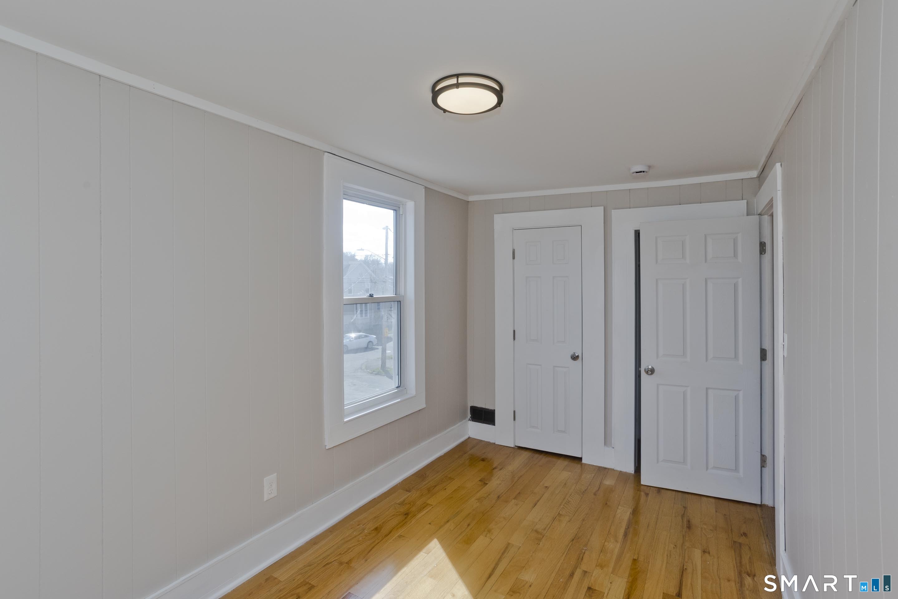 13 Hampden Street Westfield MA 01085