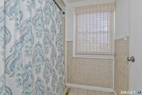 13 Hampden Street Westfield MA 01085