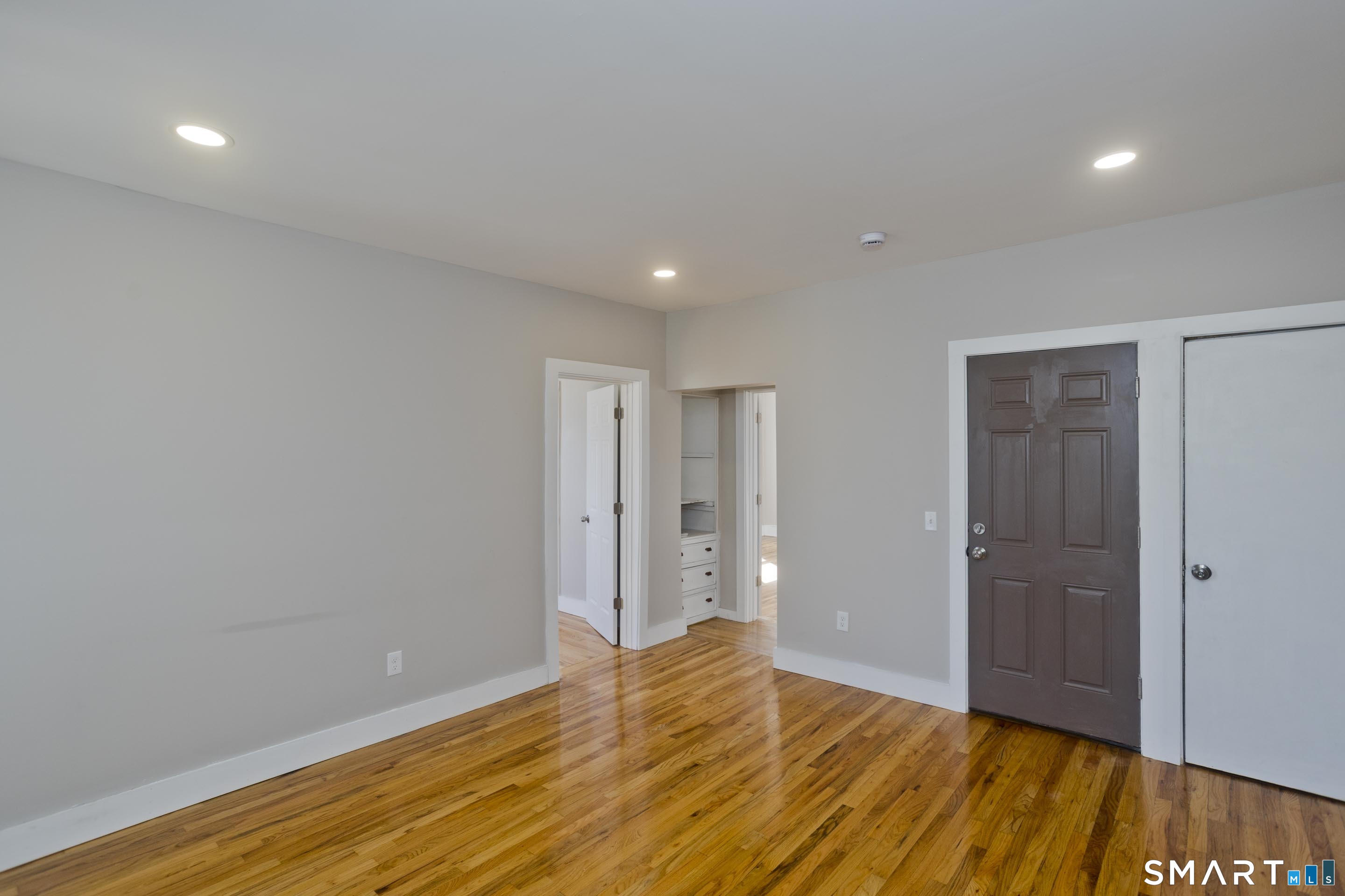 13 Hampden Street Westfield MA 01085