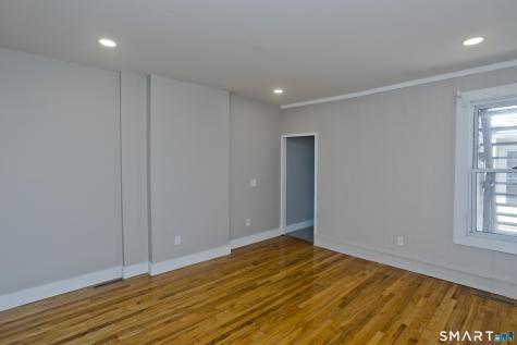 13 Hampden Street Westfield MA 01085