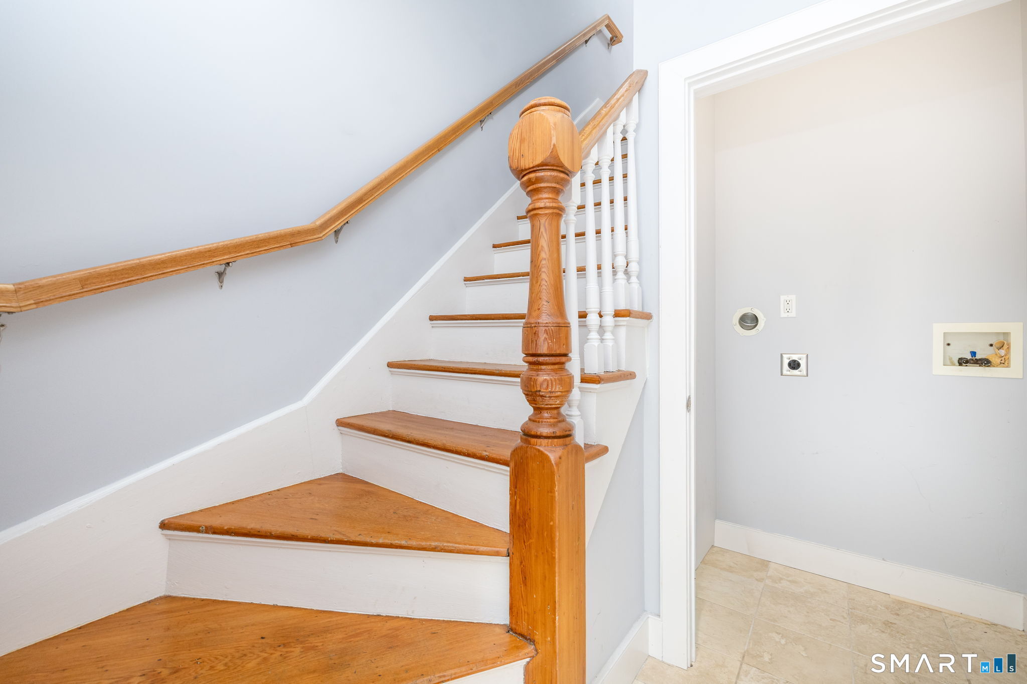 4 Elihu Street Stonington CT 06378