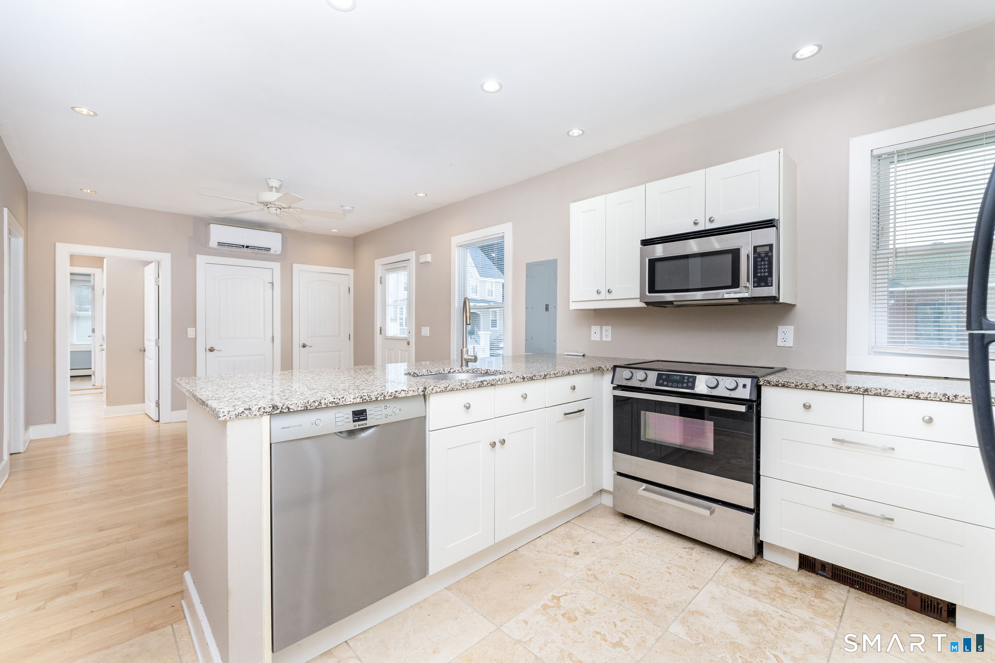 4 Elihu Street Stonington CT 06378