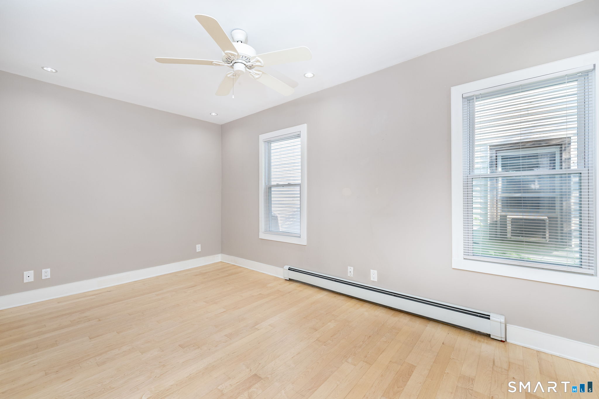 4 Elihu Street Stonington CT 06378