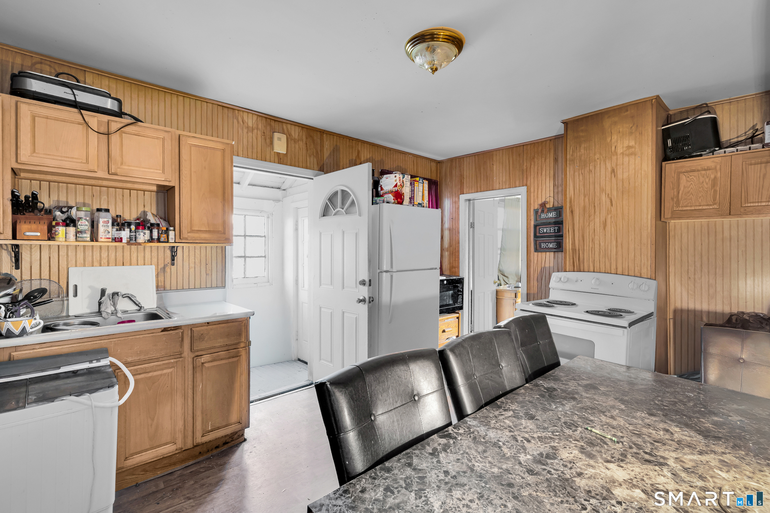 41 Bissell Street Manchester CT 06040