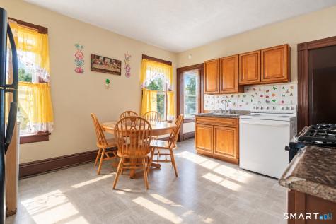291-293 Bruce Avenue Stratford CT 06615