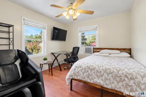 291-293 Bruce Avenue Stratford CT 06615