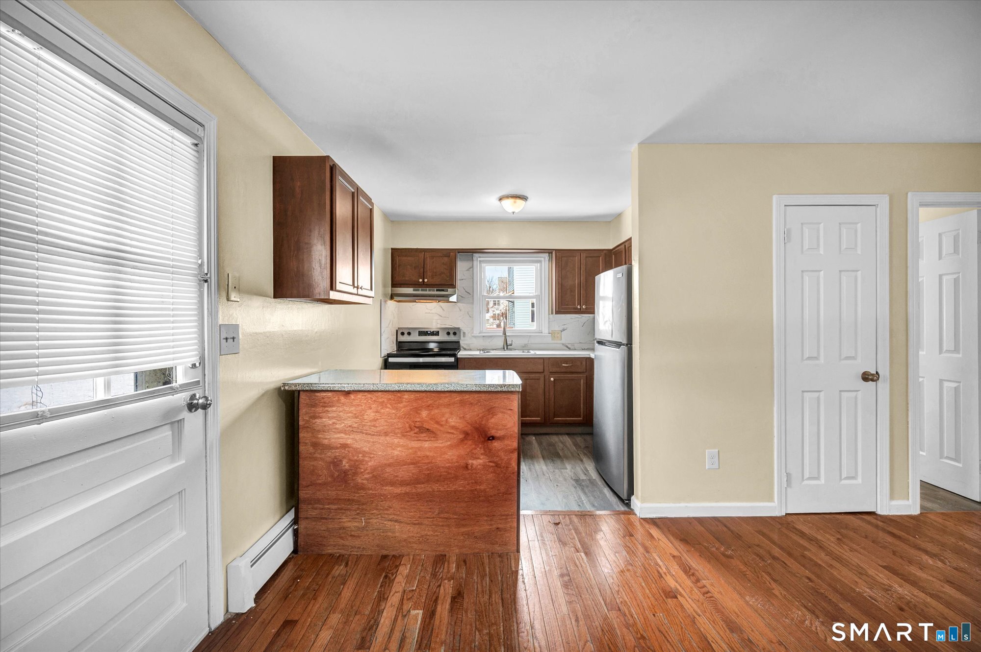 61 Laurel Street East Hartford CT 06108