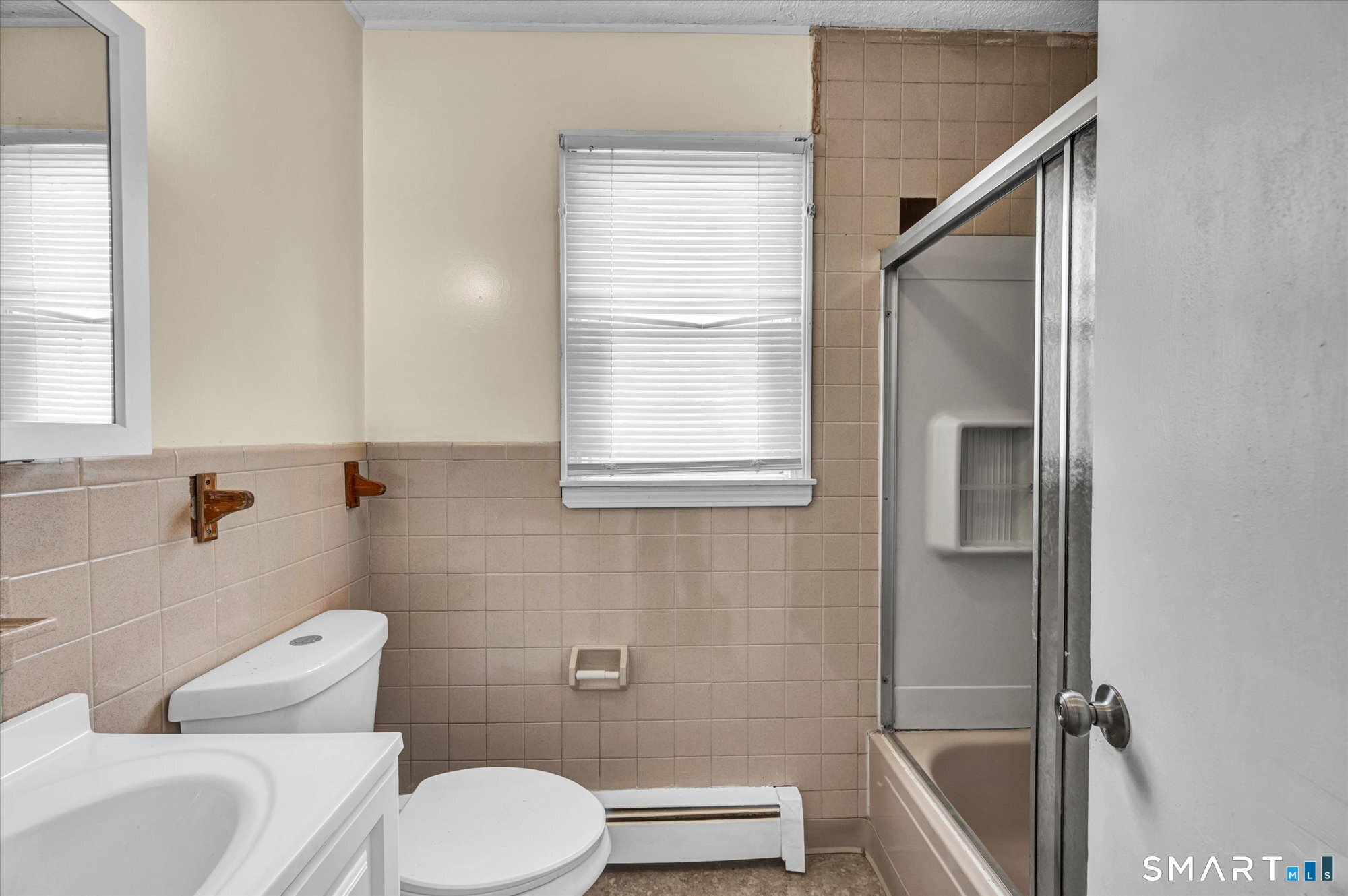 61 Laurel Street East Hartford CT 06108