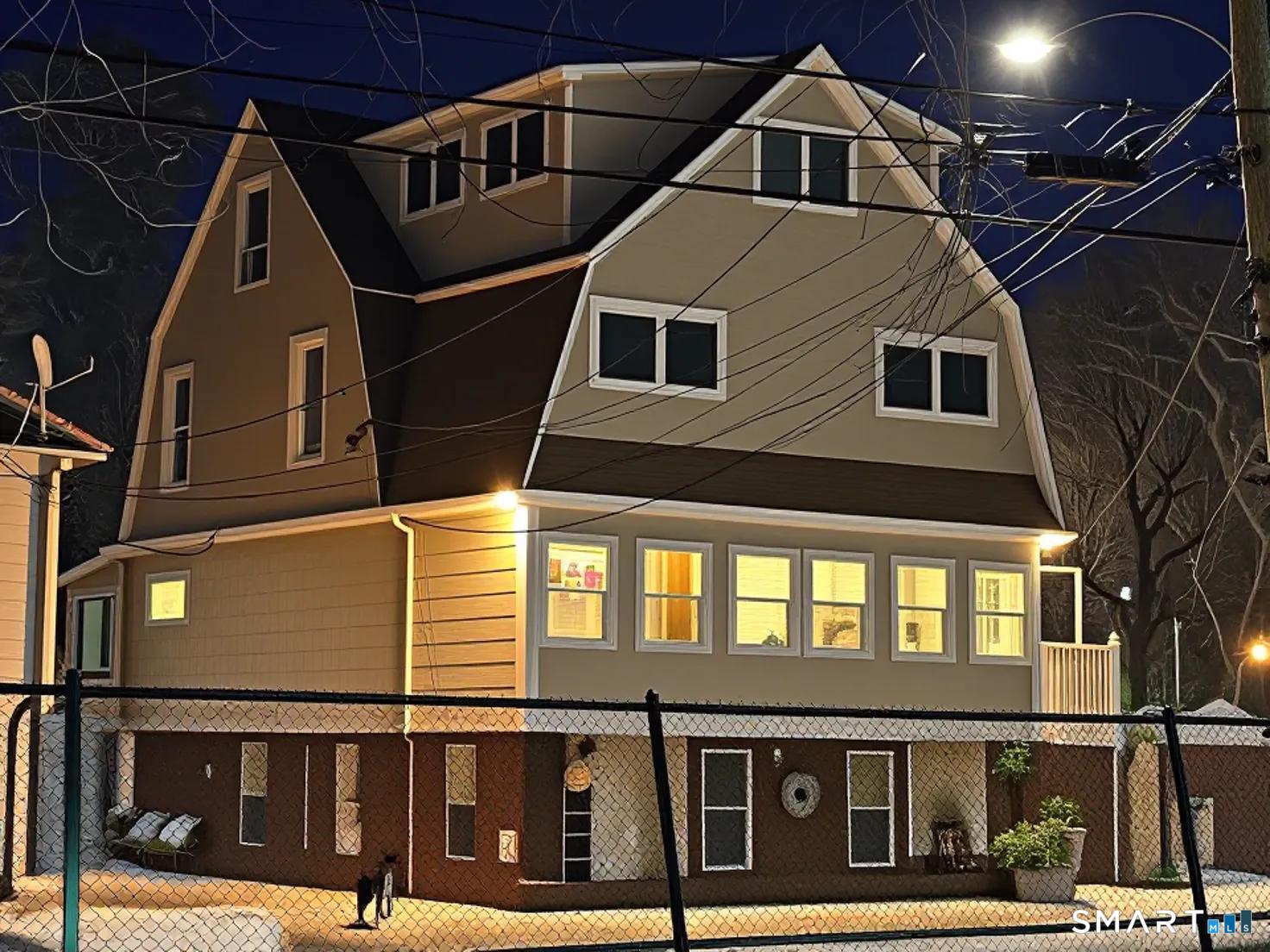 41 Stuart Avenue New London CT 06320