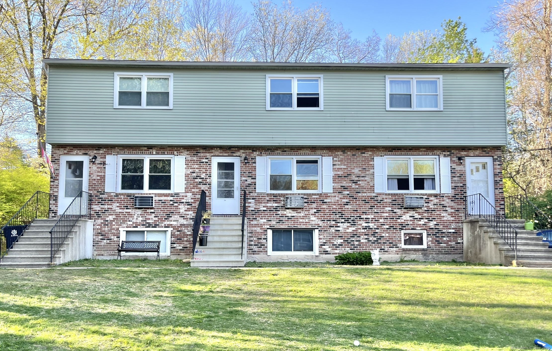 102 Caesar Drive Bristol CT 06010