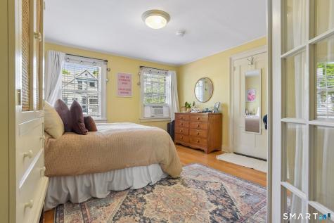 18 Cottage Street New Haven CT 06511