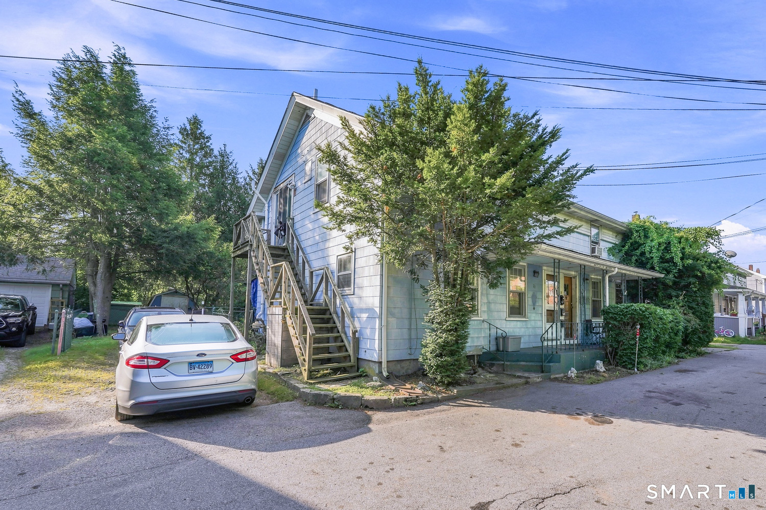 19-21 Mohegan Street Putnam CT 06260