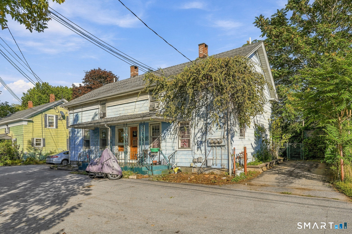 19-21 Mohegan Street Putnam CT 06260