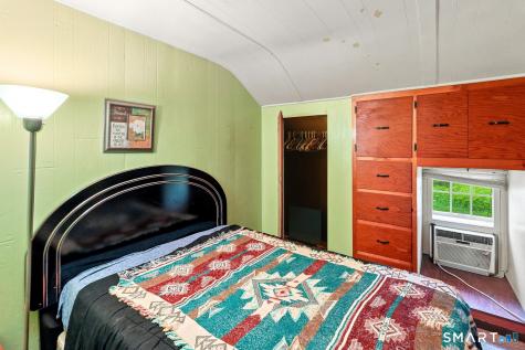 19-21 Mohegan Street Putnam CT 06260