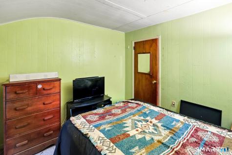 19-21 Mohegan Street Putnam CT 06260
