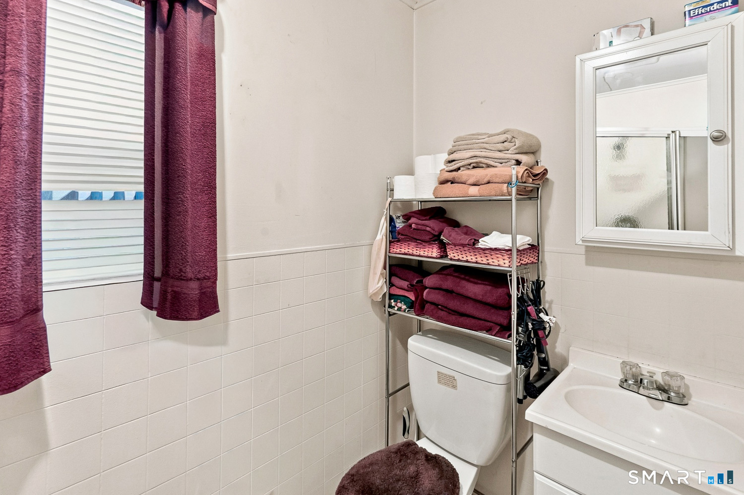 19-21 Mohegan Street Putnam CT 06260