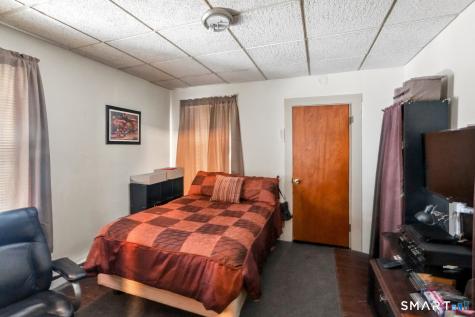 19-21 Mohegan Street Putnam CT 06260