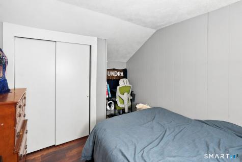 19-21 Mohegan Street Putnam CT 06260
