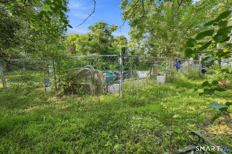 19-21 Mohegan Street Putnam CT 06260