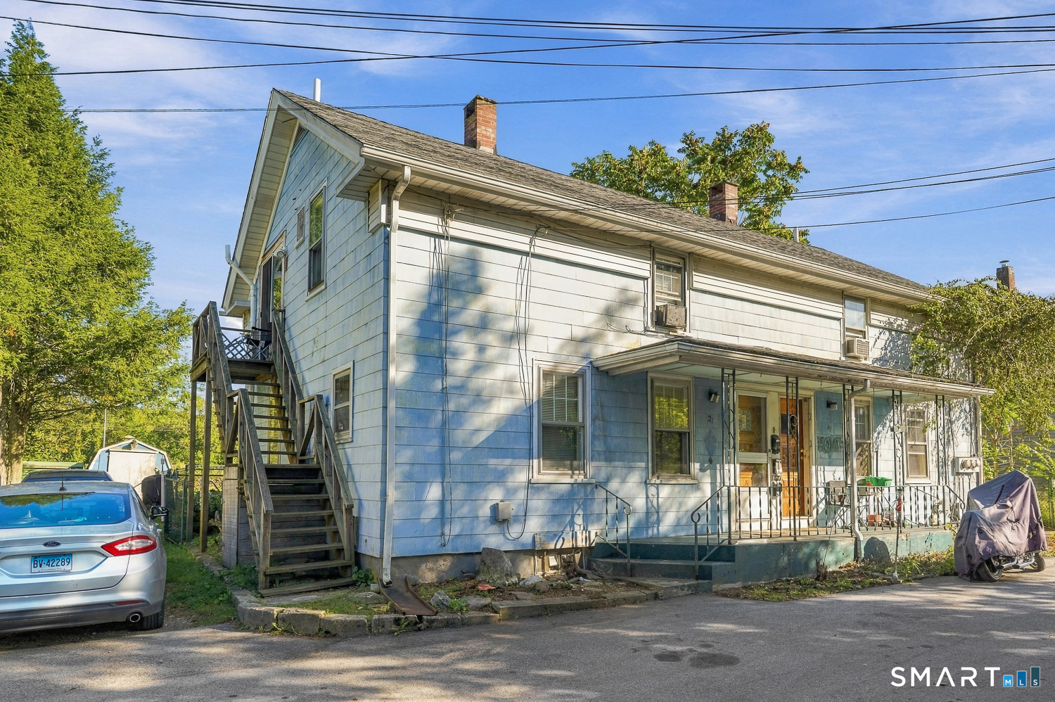 19-21 Mohegan Street Putnam CT 06260