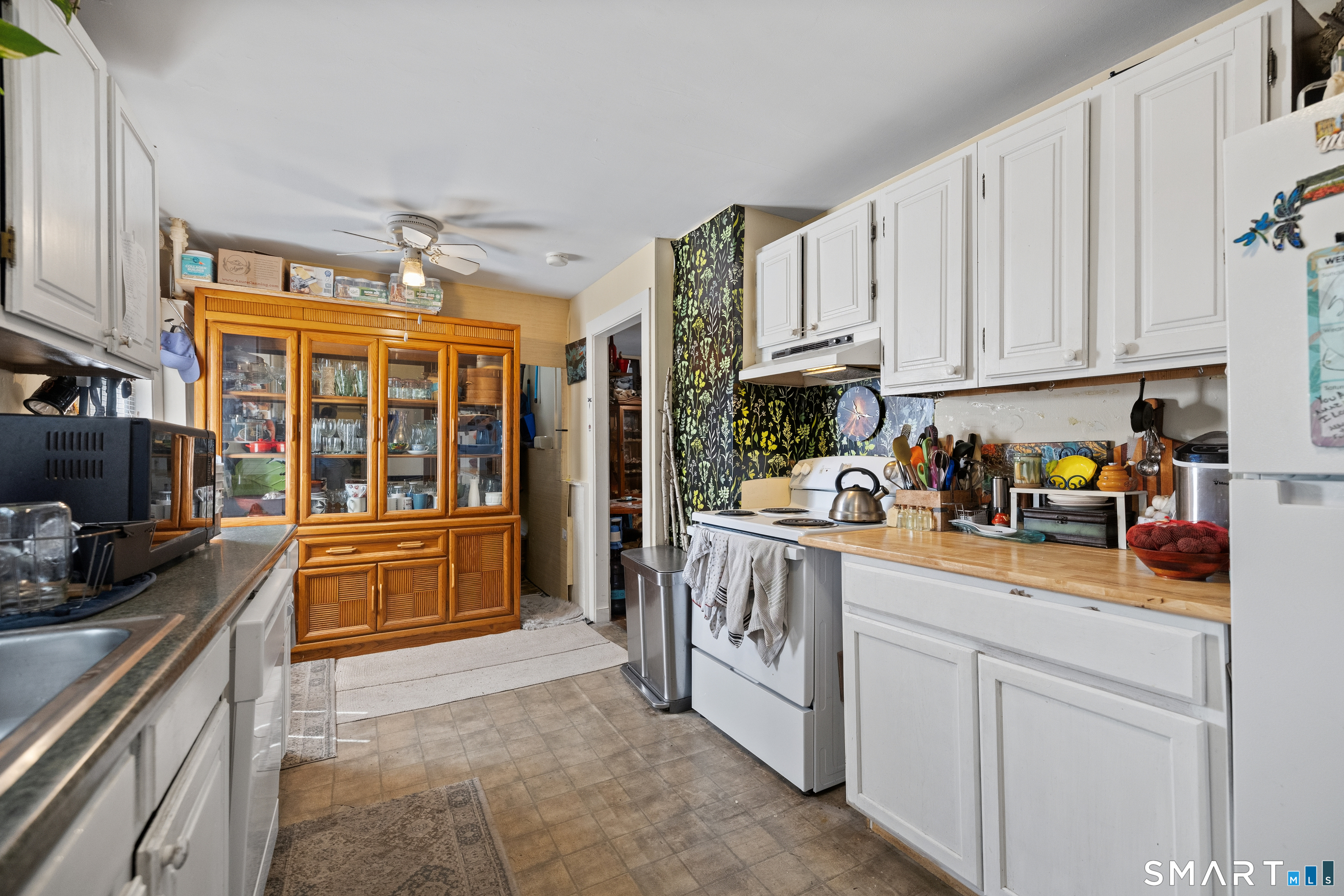 22-24 Woodland Street Simsbury CT 06070