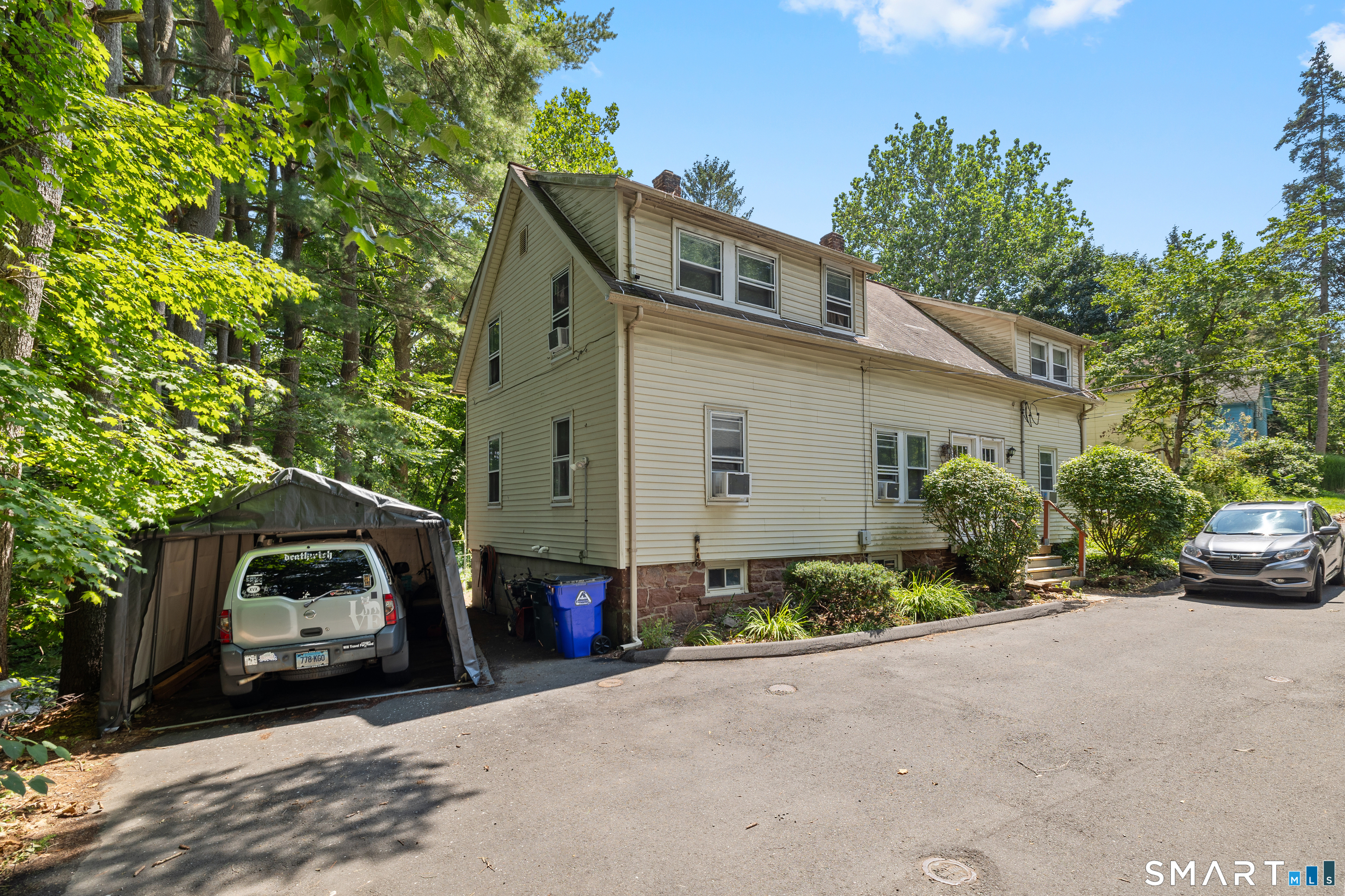 22-24 Woodland Street Simsbury CT 06070