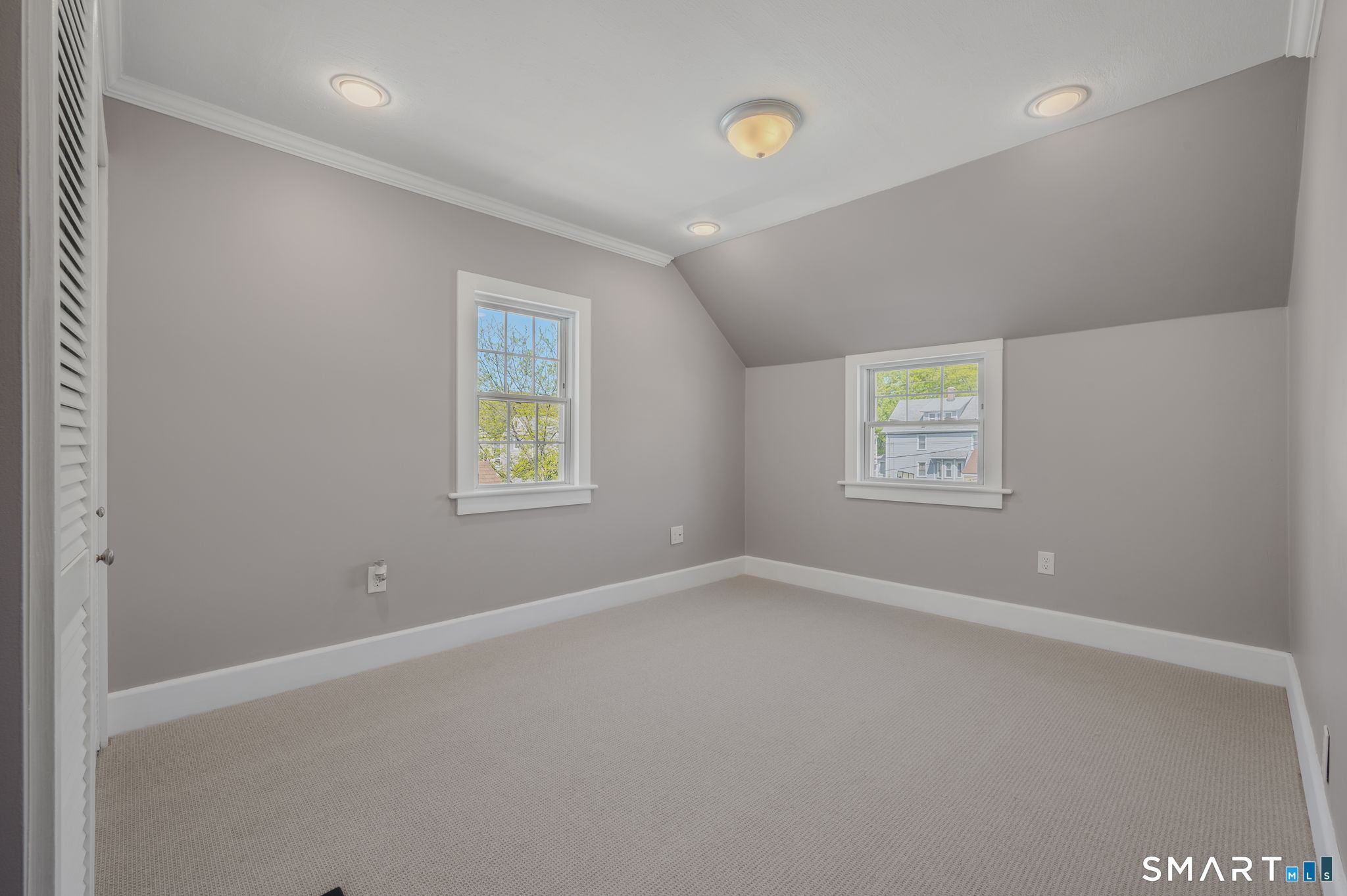 14 West Pleasant Street New London CT 06320